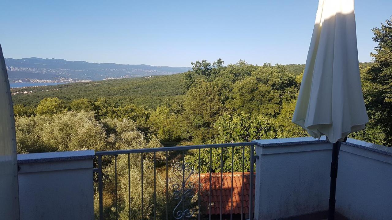 Appartamento Margareta Sveti Ivan Dobrinjski Esterno foto